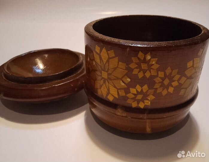 Шкатулка деревянная