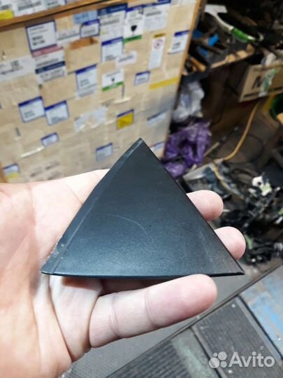 Мазда 3 накладка двери задней левой 13-19 BM