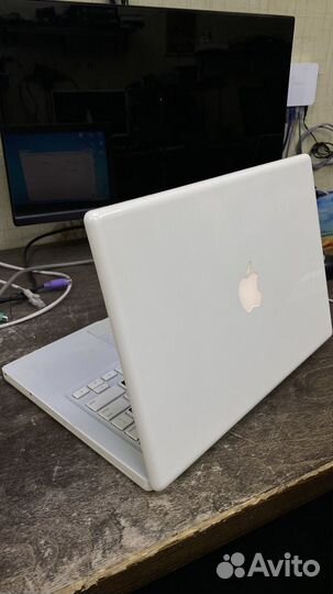 Ноутбук MackBook