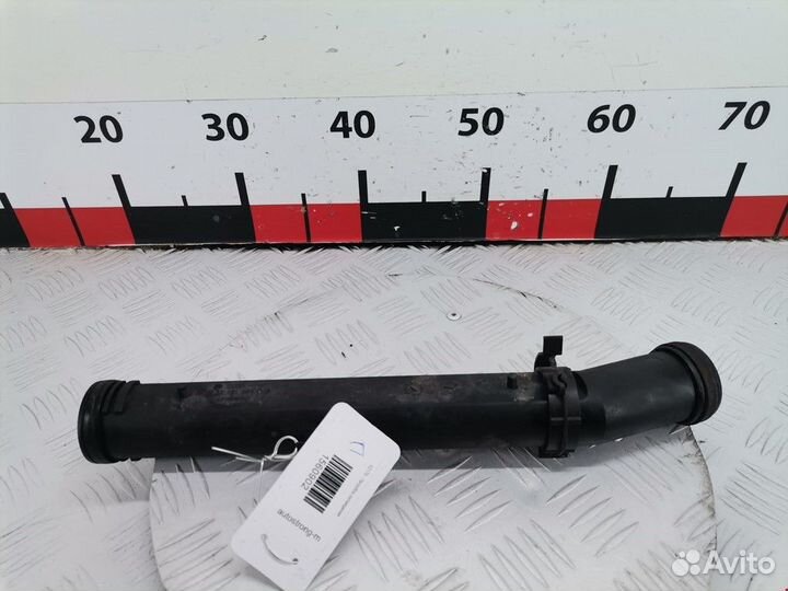 Патрубок вентиляции картера Volkswagen Bora 2000