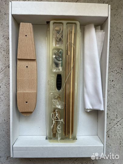 Модель корабля из дерева