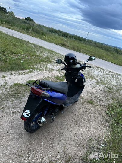 Продам скутер 110 кубов