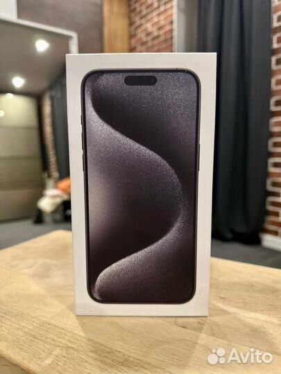 iPhone 15 Pro Max, 256 ГБ