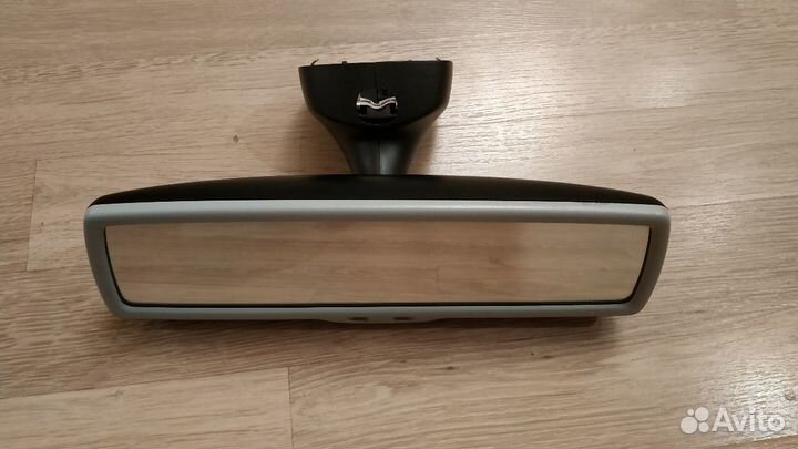 Зеркало салона с автозатемнением