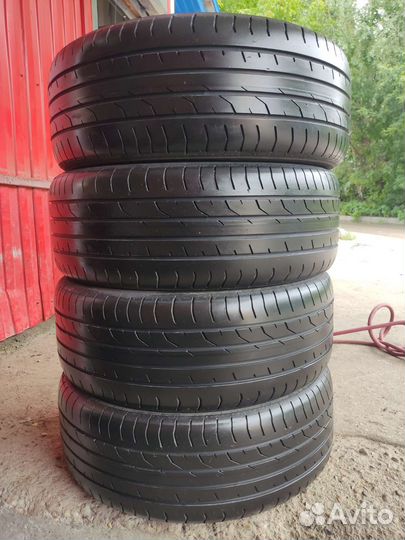 Continental ContiPremiumContact 2 215/55 R17 94V