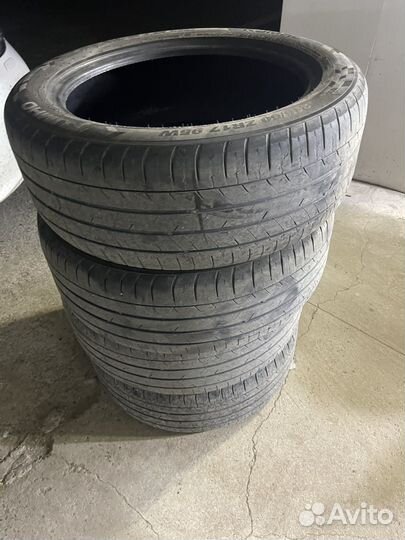 Kumho Ecsta HS51 215/50 R17 95W