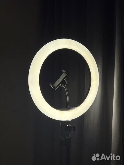 Кольцевая лампа