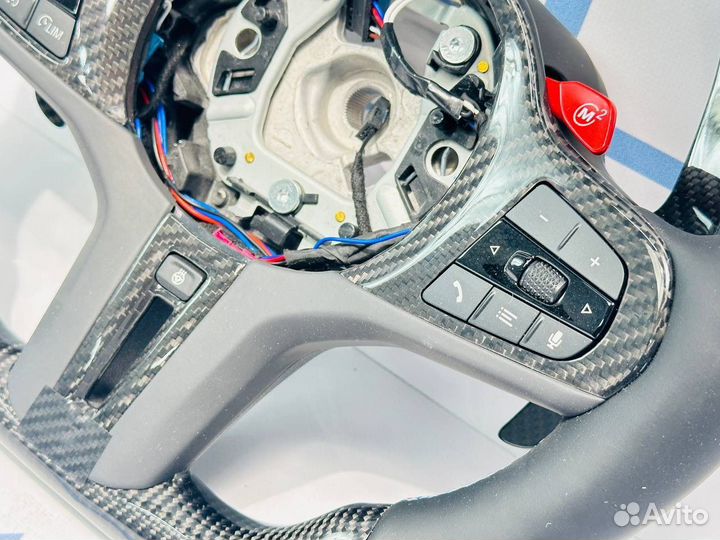 Руль BMW F, G серия карбон с подогревом, дислеем