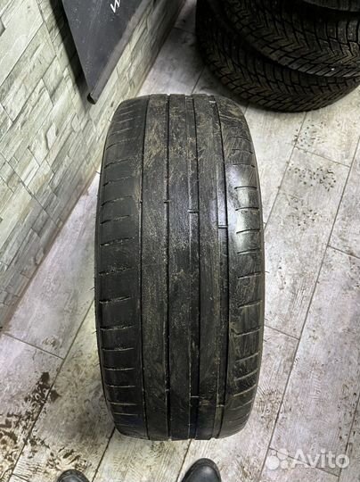 Michelin Pilot Sport 4 235/45 R18