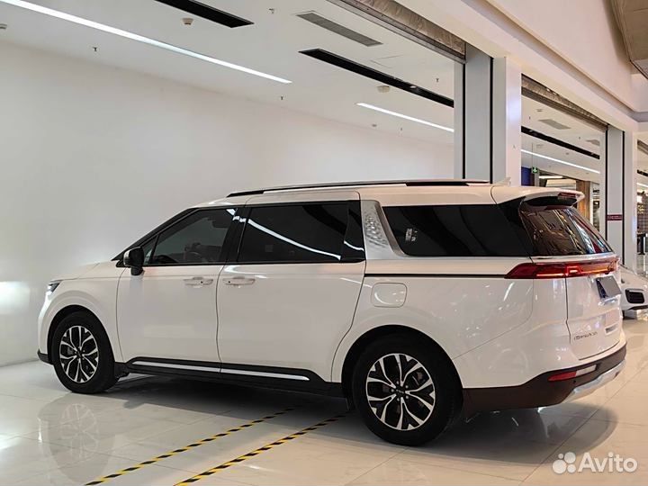 Kia Carnival 2.0 AT, 2021, 60 000 км