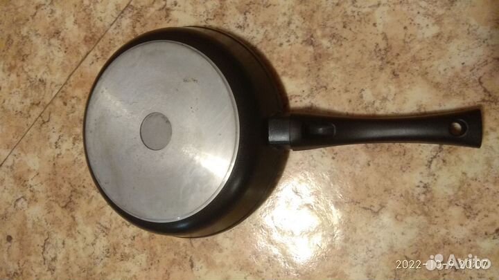 Антипригарная сковорода 28см