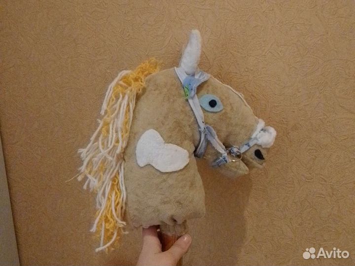 Хоббихорс с уздечкой