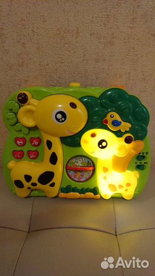 Развивающие игрушки: мобиль жирафики