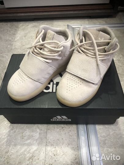 Ботинки adidas