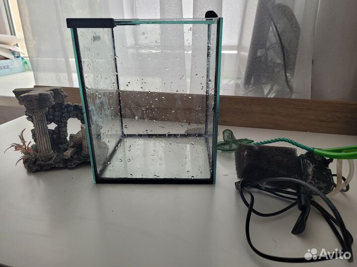 Аквариум с насосом