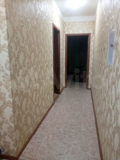 2-к. квартира, 52 м², 1/4 эт.