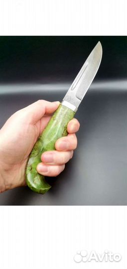 Нож из дамасской стали