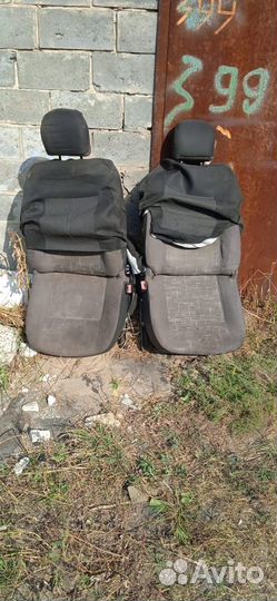 Сиденья renault logan рено логан