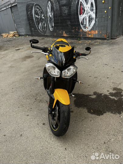 Triumph speed triple 1050r 2016 г.в