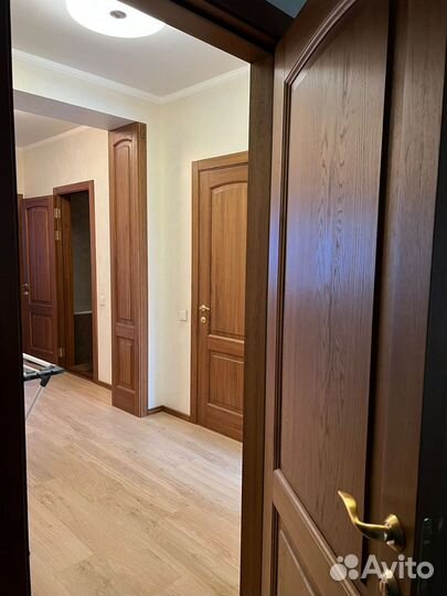 Двери межкомнатные из массива дуба