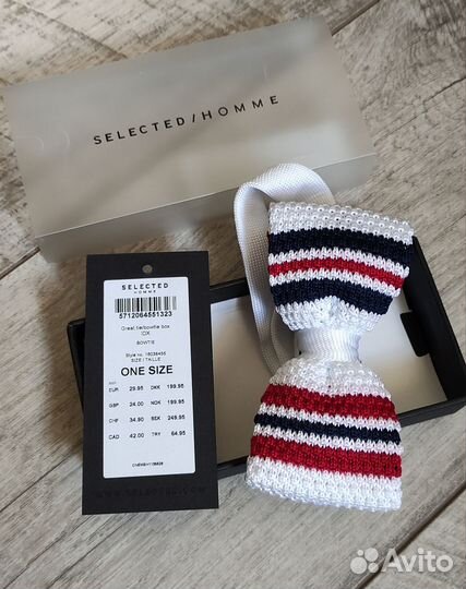 Бабочка Selected