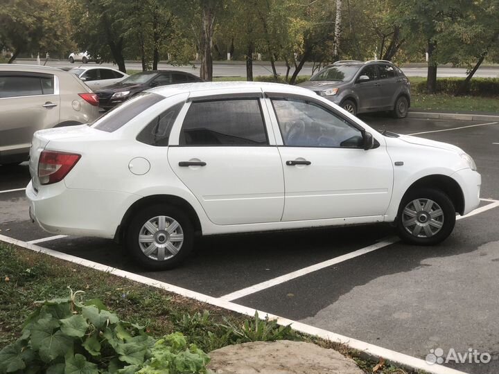 LADA Granta 1.6 МТ, 2013, 175 375 км