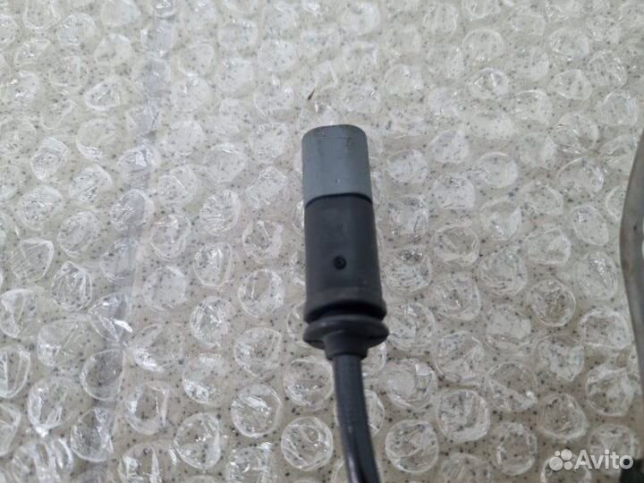 Датчик износа тормозных колодок задний Bmw X5 E70