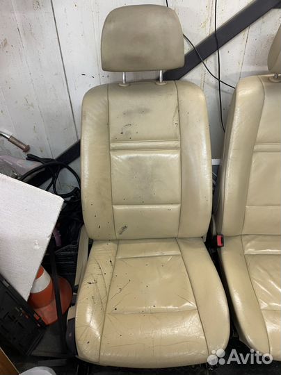 Сидения в коммерческий транспорт