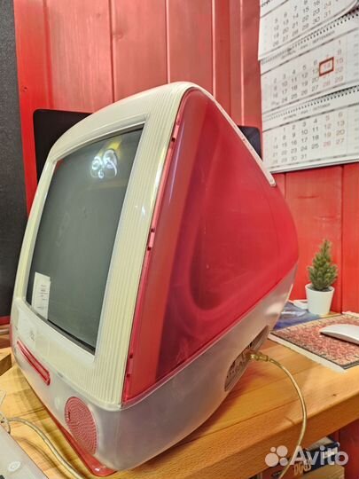 iMac g3 strawberry