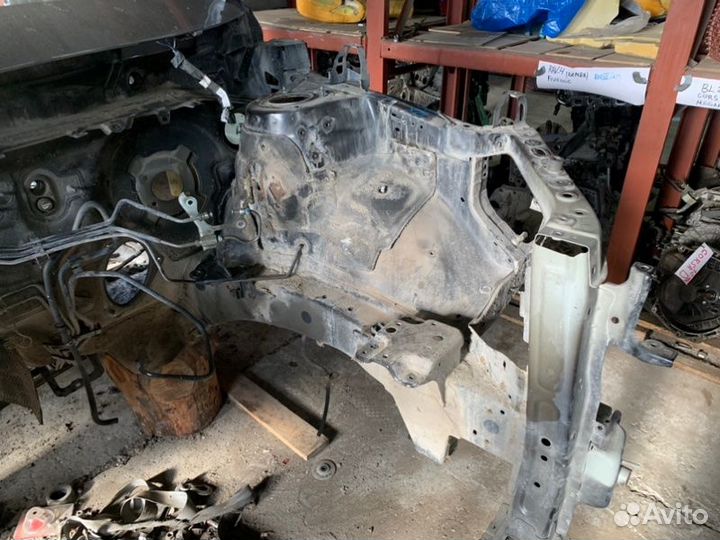 Лонжерон передний левый Lexus Rx350