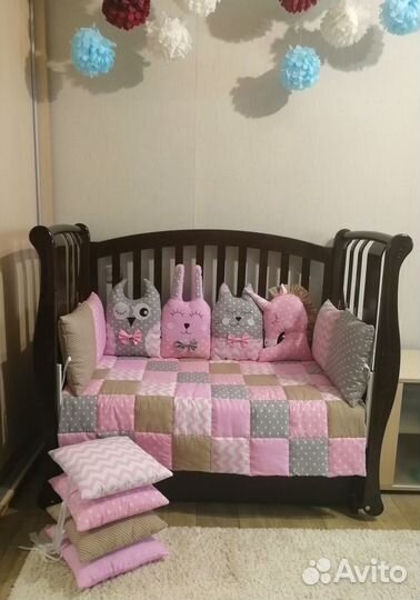 Комплект в кроватку бортики+лоскутное одеяло