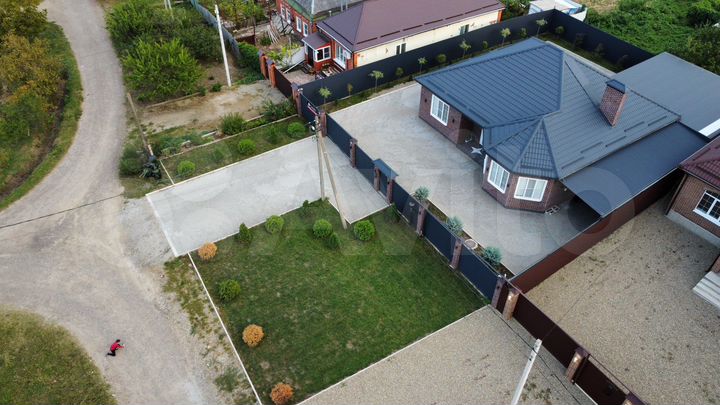 Дом 147 м² на участке 7 сот.