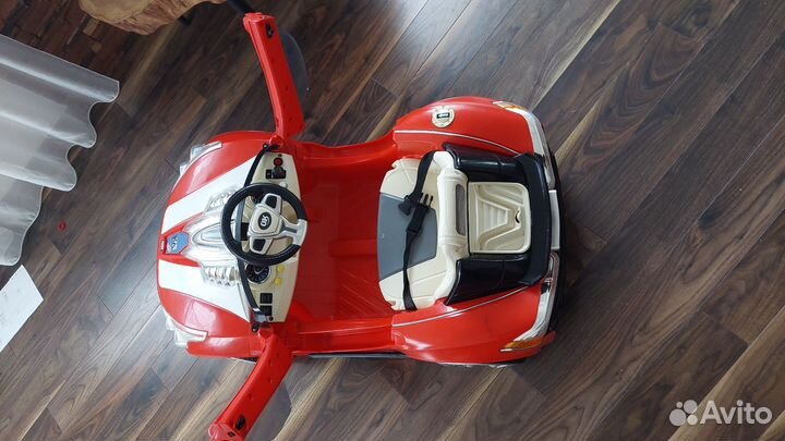 Детский электромобиль