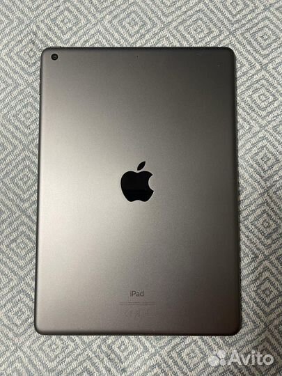 Apple iPad 8 (2020)