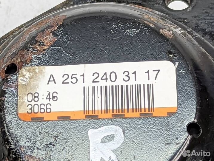 Опора двигателя w164 ML-class 642.940 3.0 11.20