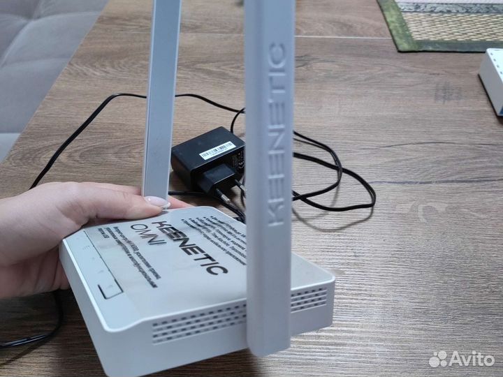 Wi-Fi роутер Keenetic Omni