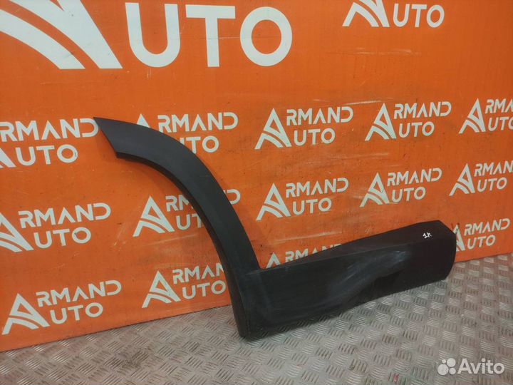Молдинг двери задний правый Hyundai Tucson 4