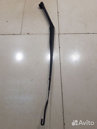 Поводок стеклоочистителя (правый) (Hyundai Tucson)