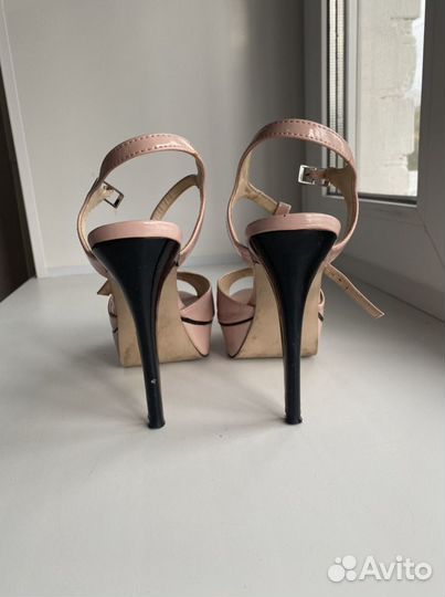 Туфли женские