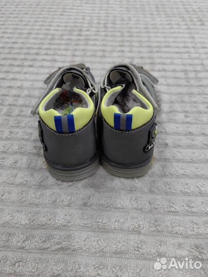 Сандалии 27 для мальчика