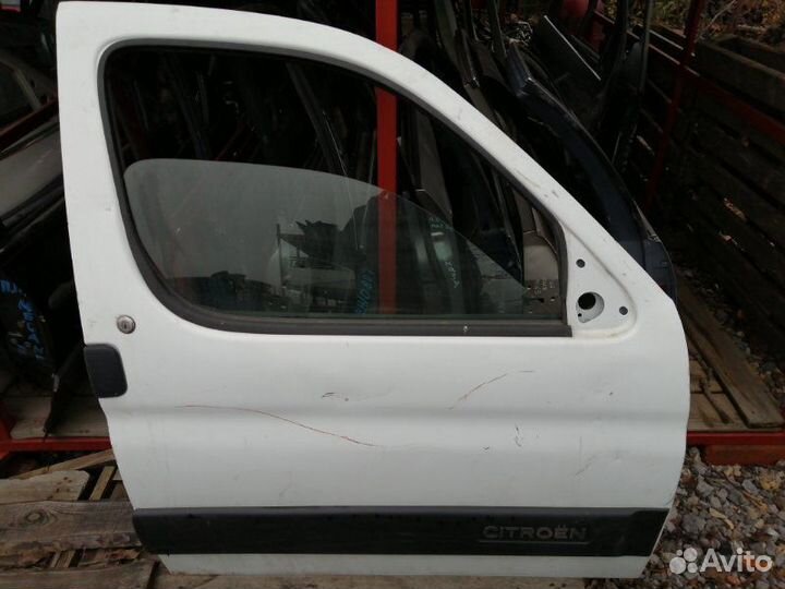 Дверь боковая передняя правая Citroen Berlingo M59