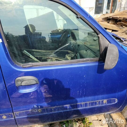 Двери на рено кангу