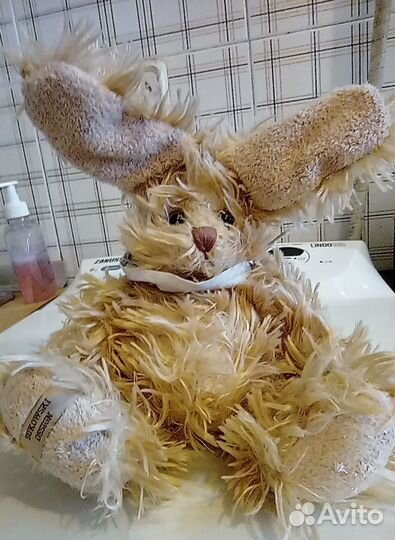 Мягкая игрушка заяц Буковски