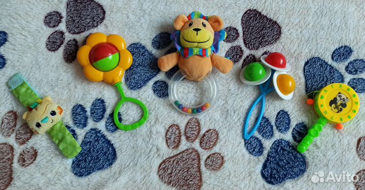 Погремушки для малыша