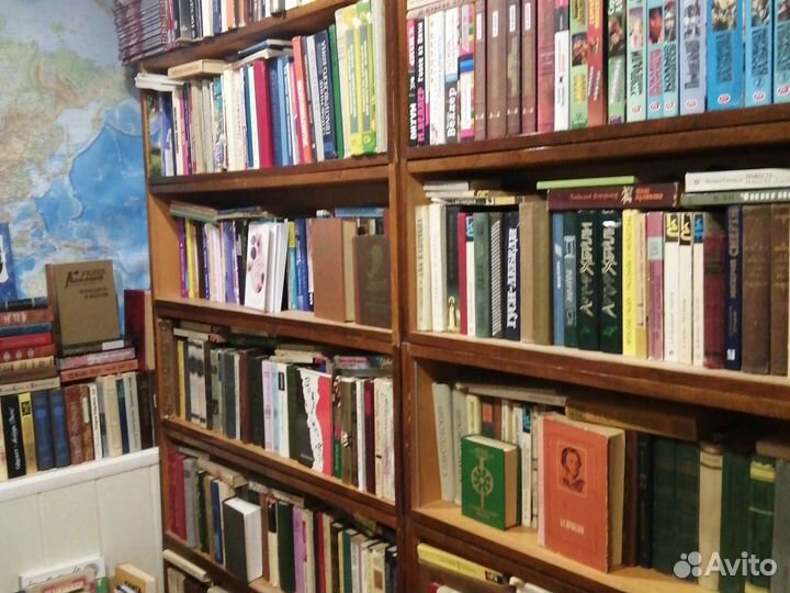 Продам книги, книг много, на разные темы