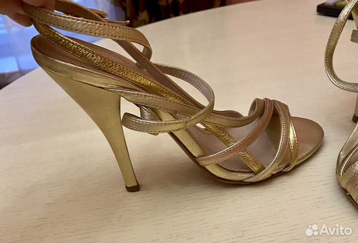 Босоножки натур кожа