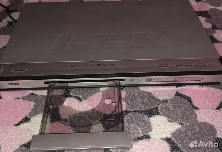 DVD плеер BBK 552SI