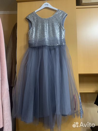 Нарядное платье для девочки 152-158