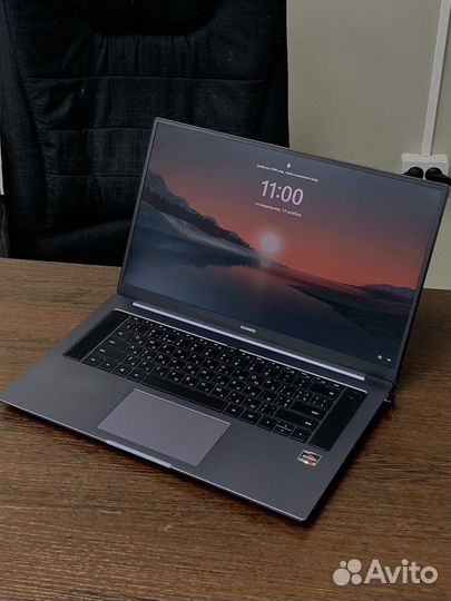 Huawei Matebook D16 AMD ryzen 5 4600H