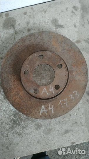 Тормозной диск передний Audi A4 B7 2005-2007